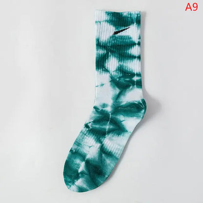 Tie-Dye Middle Tube Socks